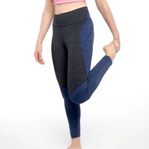 Outdoor Voices Mid Rise Navy Color Block TechSweat Two-Tone Ankle Leggings Small